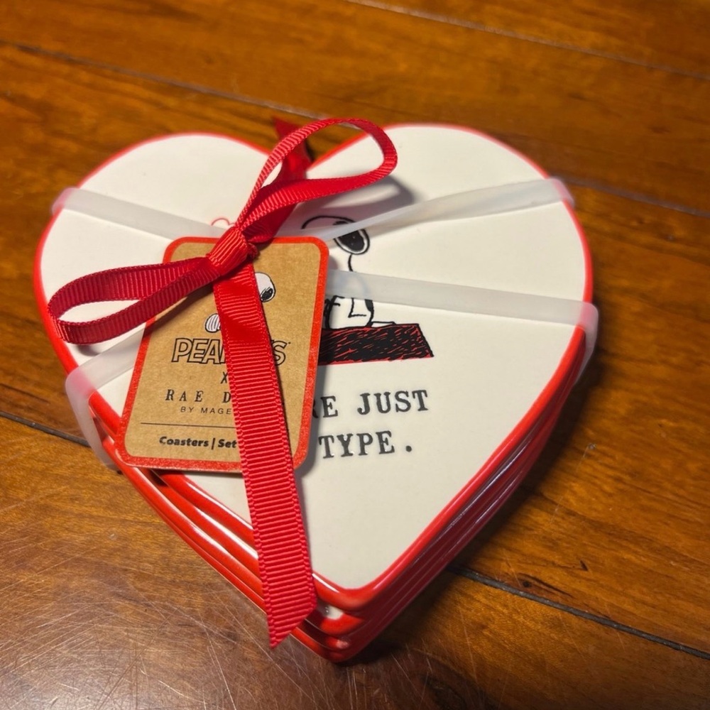 Rae Dunn Peanuts Snoopy heart shaped coaster set of 4 - Brand new!  LAST SET - Picture 2 of 2